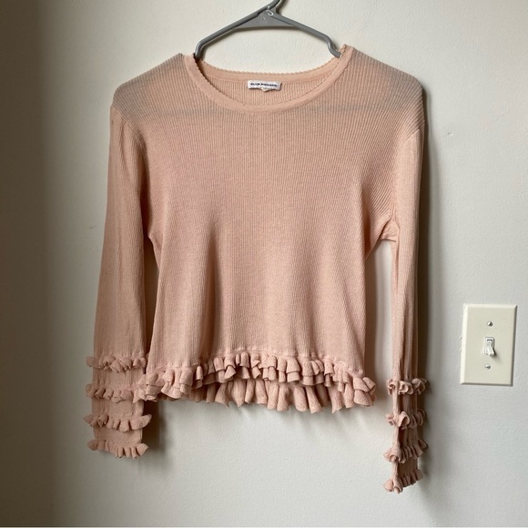 Club Monaco Ruffled Light Pink Ruffled Top size small - Picture 1 of 7